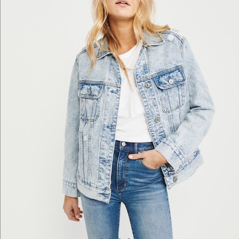 NWT Abercrombie Acid Wash Oversized Denim Jacket